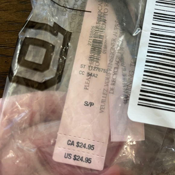 Very sexy tassel v string panty - Picture 6 of 7